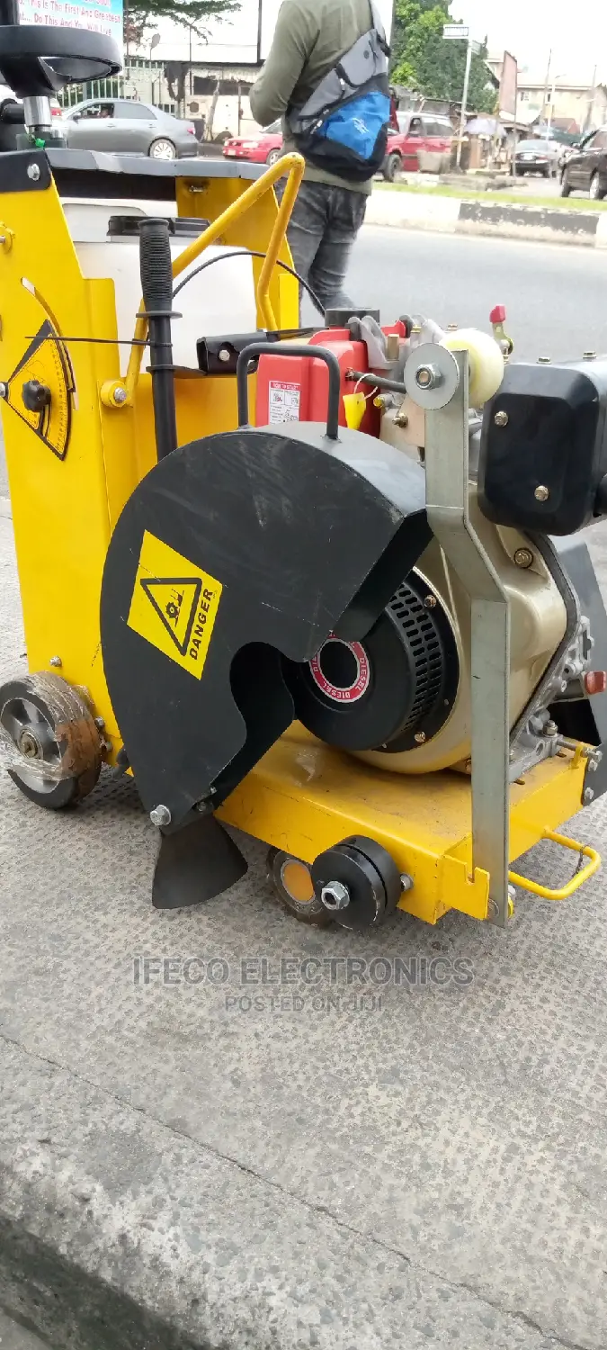 Concrete Cutter. .Kama