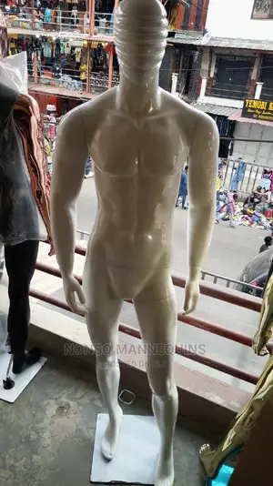 Glossy White Big Body Fibre Line Face Male Mannequin
