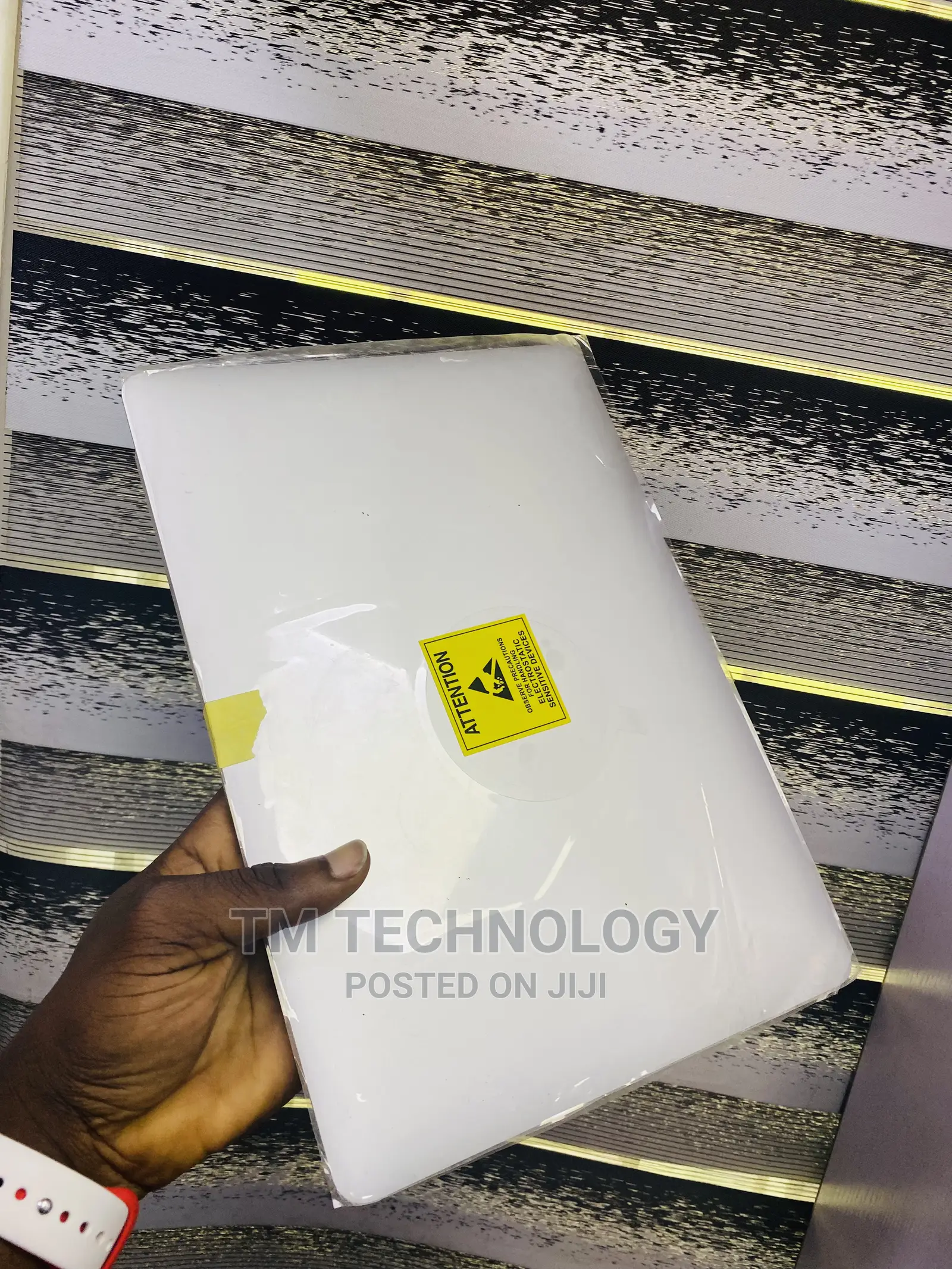Macbook Pro 2016/19/18/2020 Original Screen