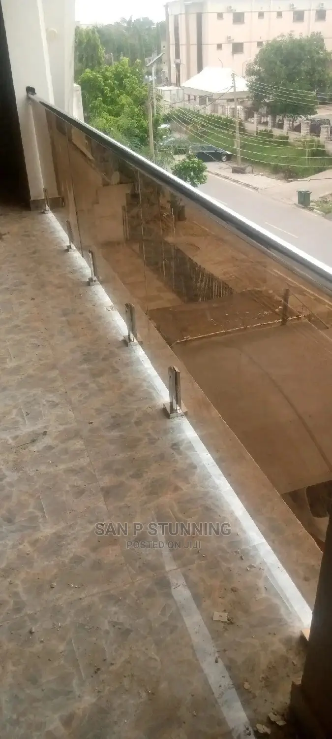 Balcony Glass Rail With 50mm U-Channel Top