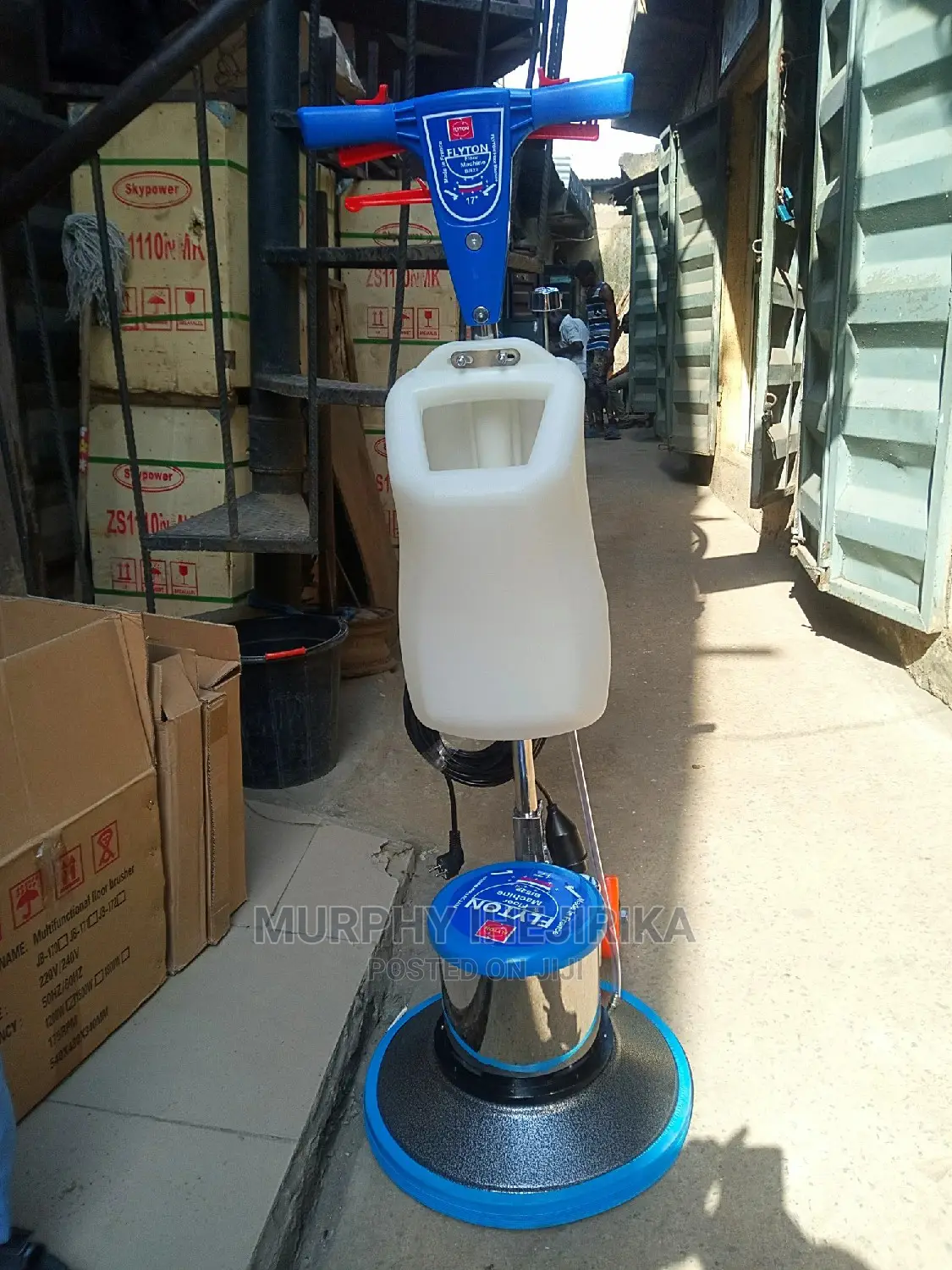 Floor Scrubbing Machine