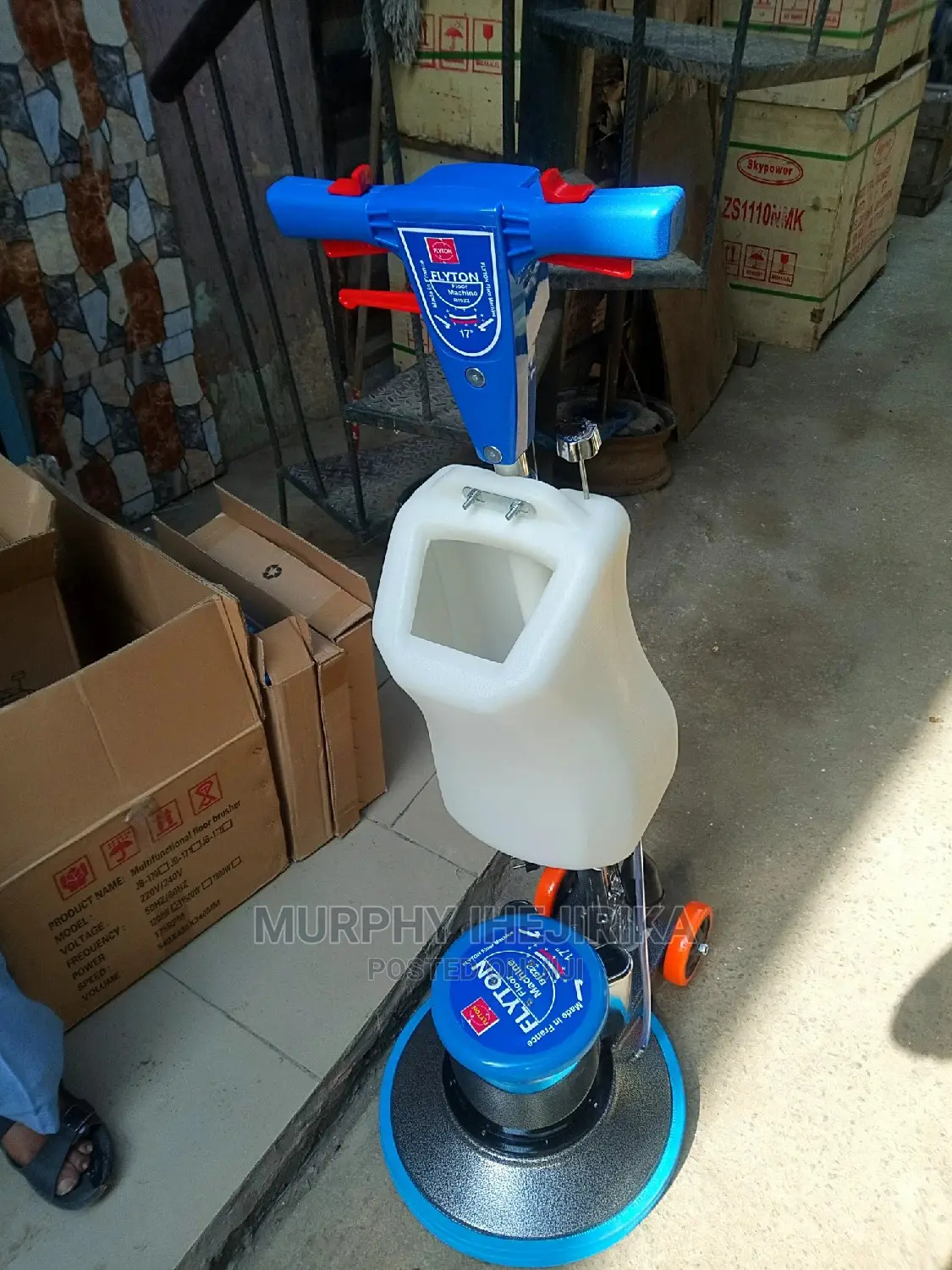 Floor Scrubbing Machine