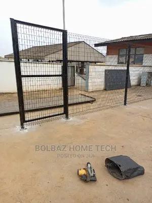Panel Mesh; See-Throug Fencing