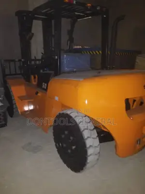 3ton Mobile Forklift UN Product