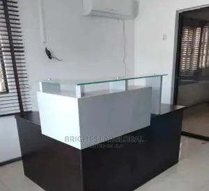 Standard Wood Reception Table