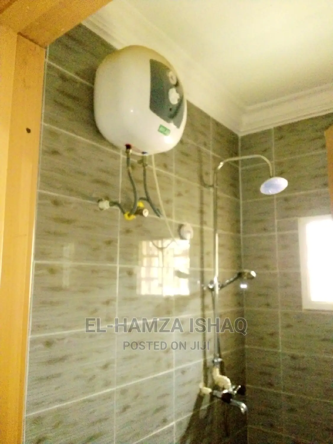 3bdrm Block of Flats in Amac, Lugbe District for sale