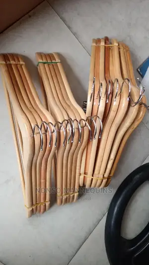 Strong and High Quality Newly Imported Wooden Hangers
