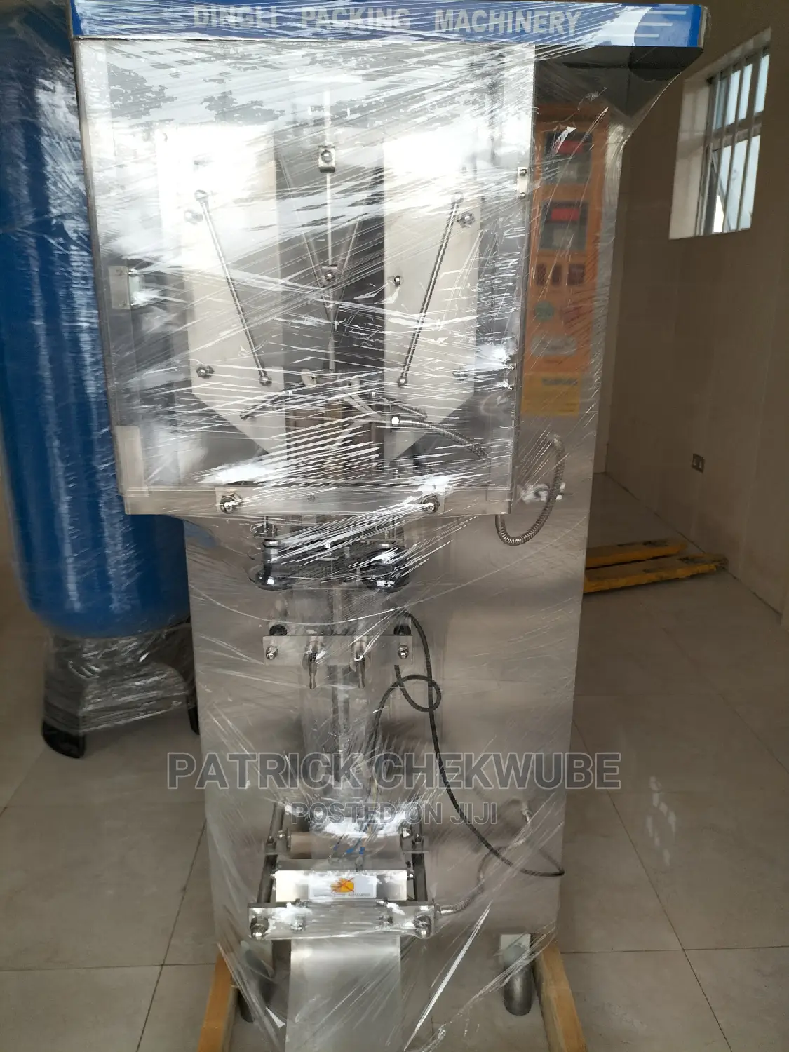 Satchets Water Machine