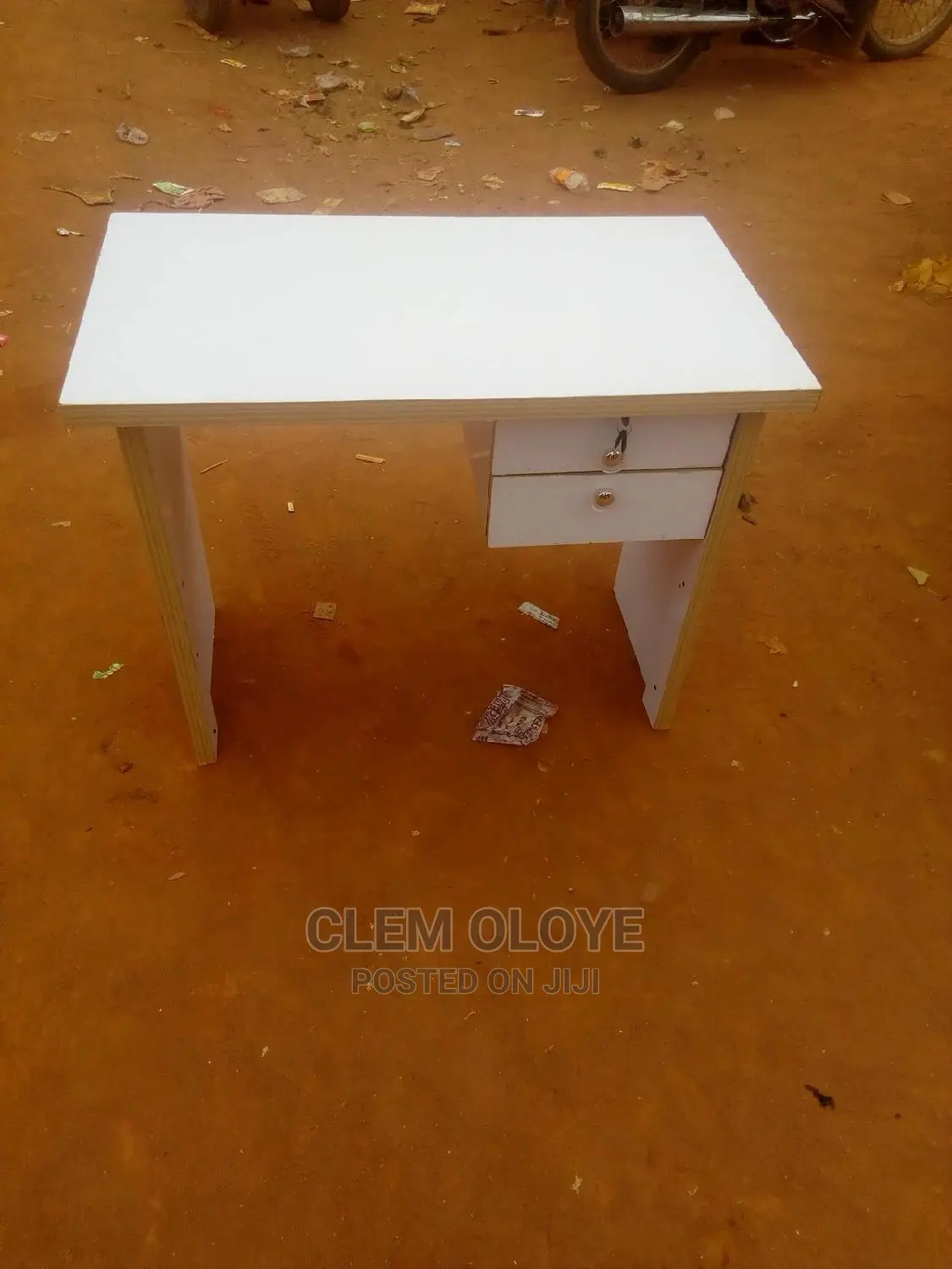 Solid Bonded Office Table 3ft