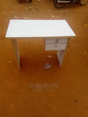 Solid Bonded Office Table 3ft