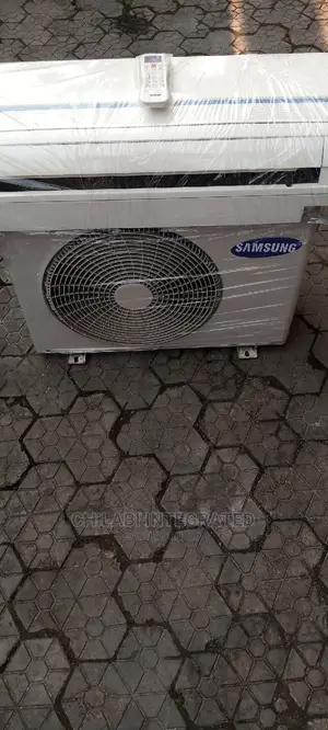 Almost New, Factory-Fitted 1.5hp Samsung Split AC With Gas