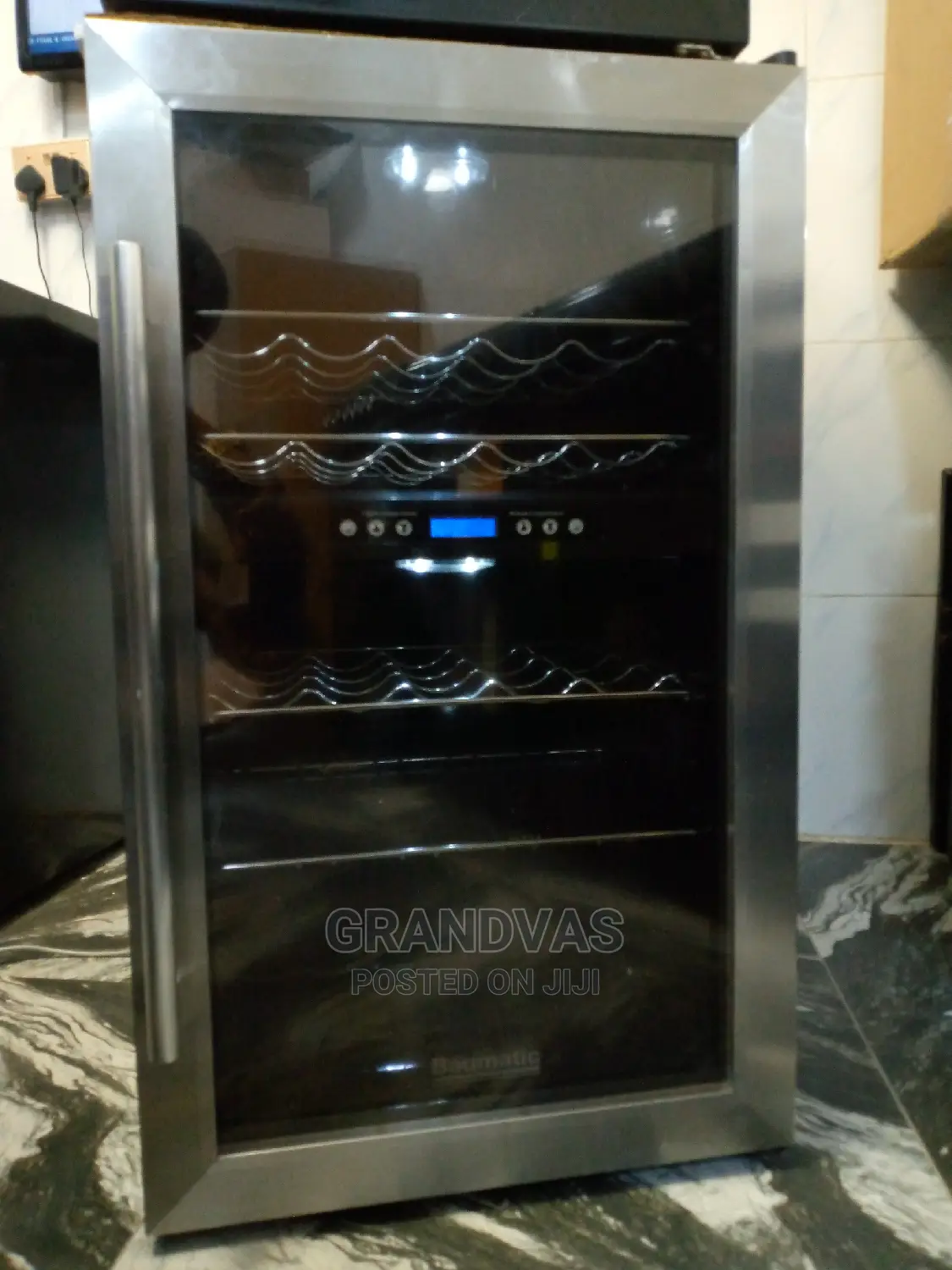 Wine Display Chiller, Cooler