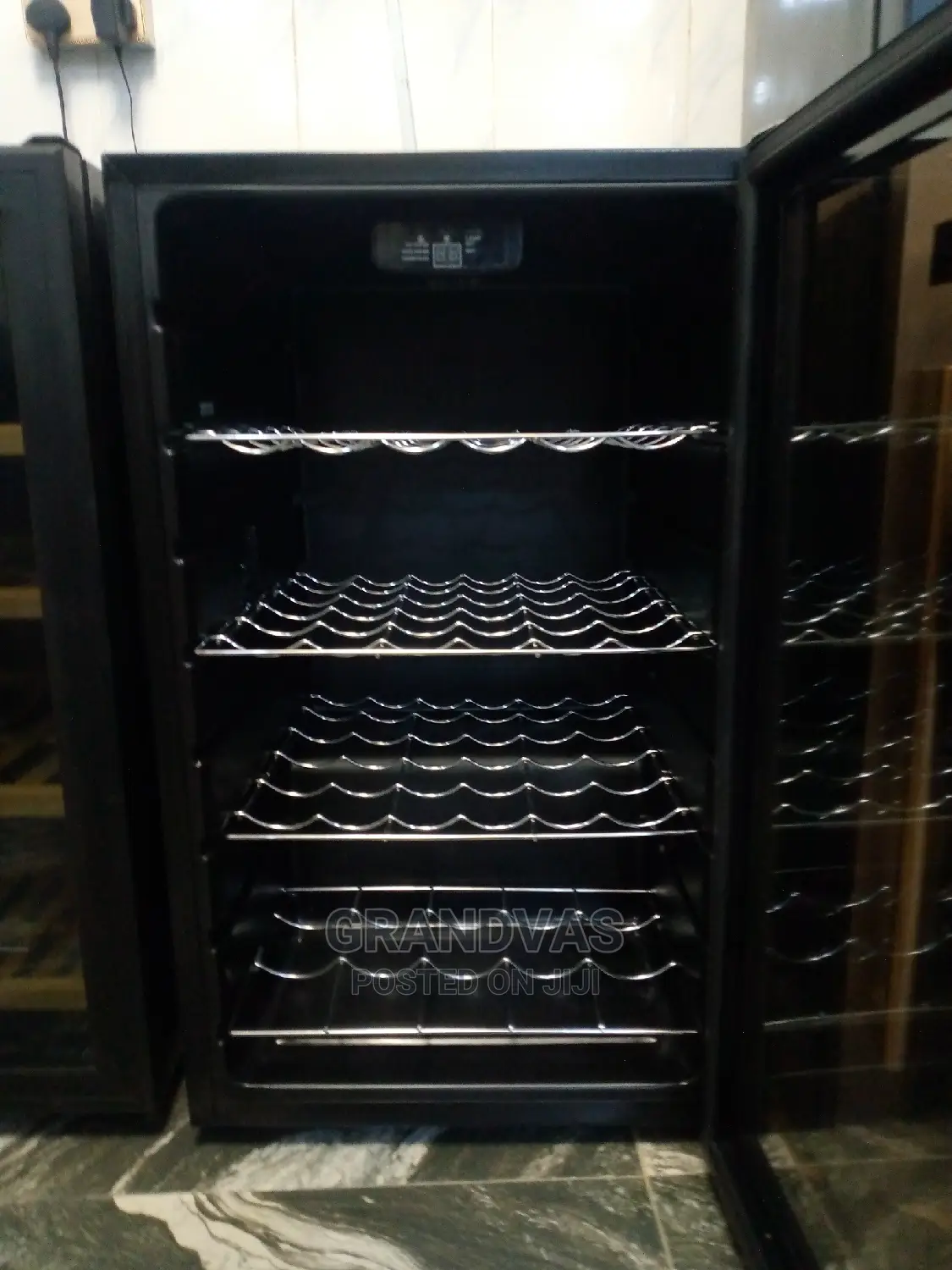 Wine Chiller / Cooler Russell Hobbs