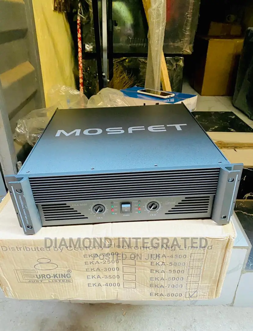 EIROKING 8000 Powered Amplifier