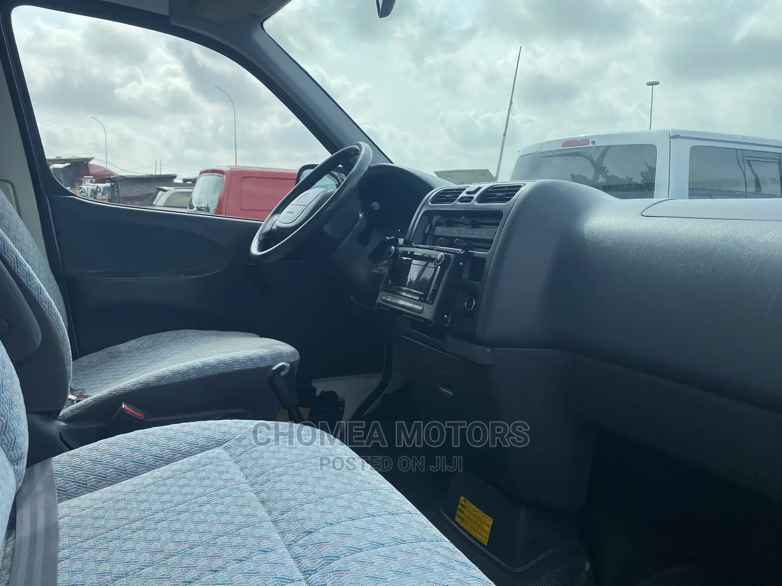 Toyota HiAce 2005