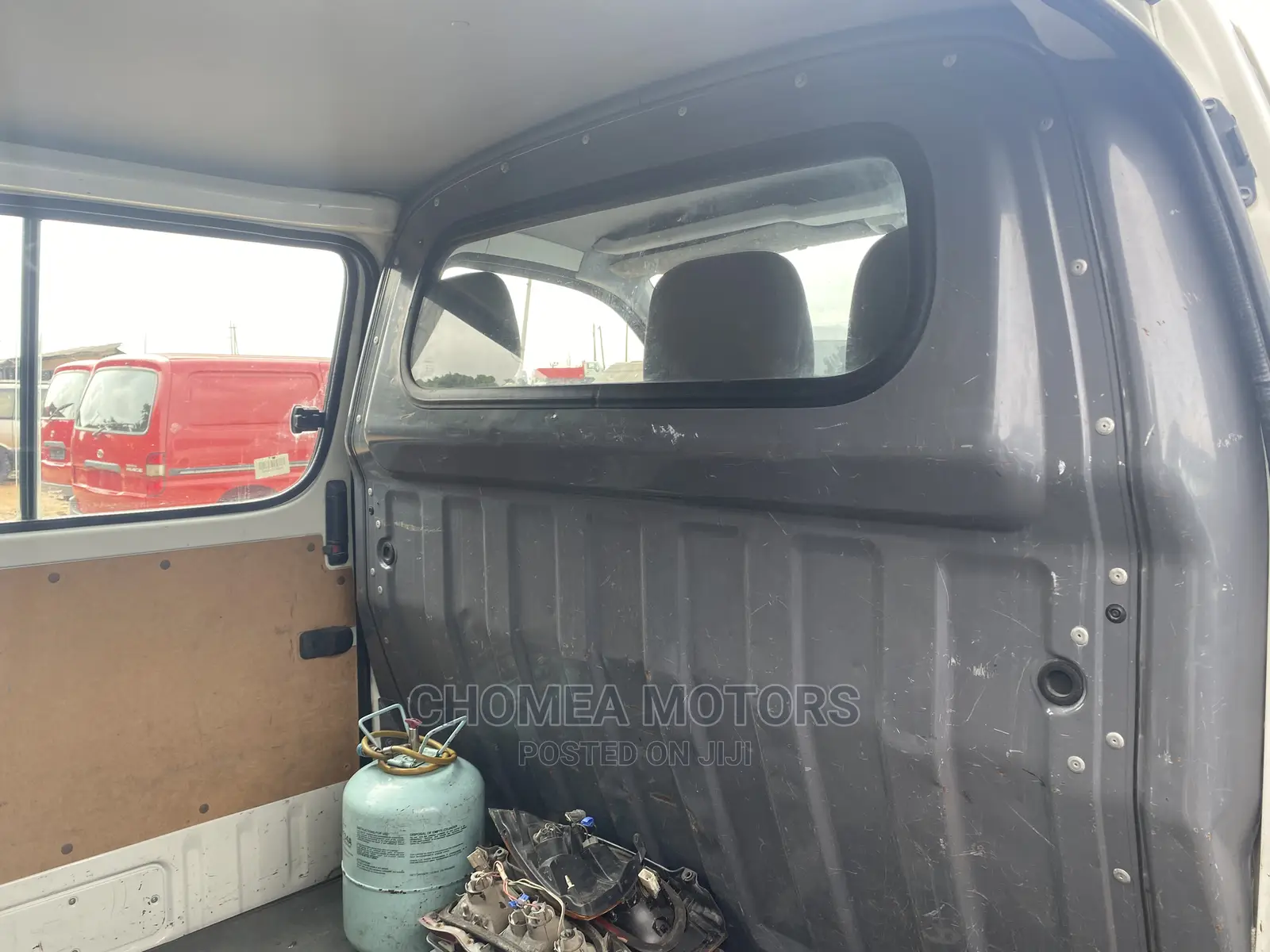 Toyota HiAce 2005