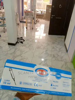 Pack of 10ml Plastic Automatic Injection Syringe
