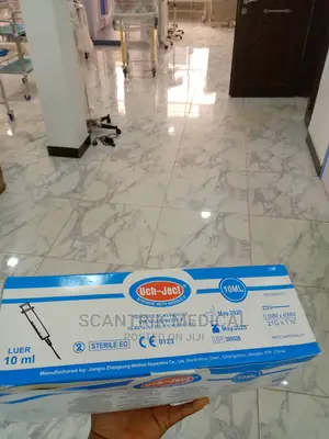 Medical 10ml Safety Syringe With Needle