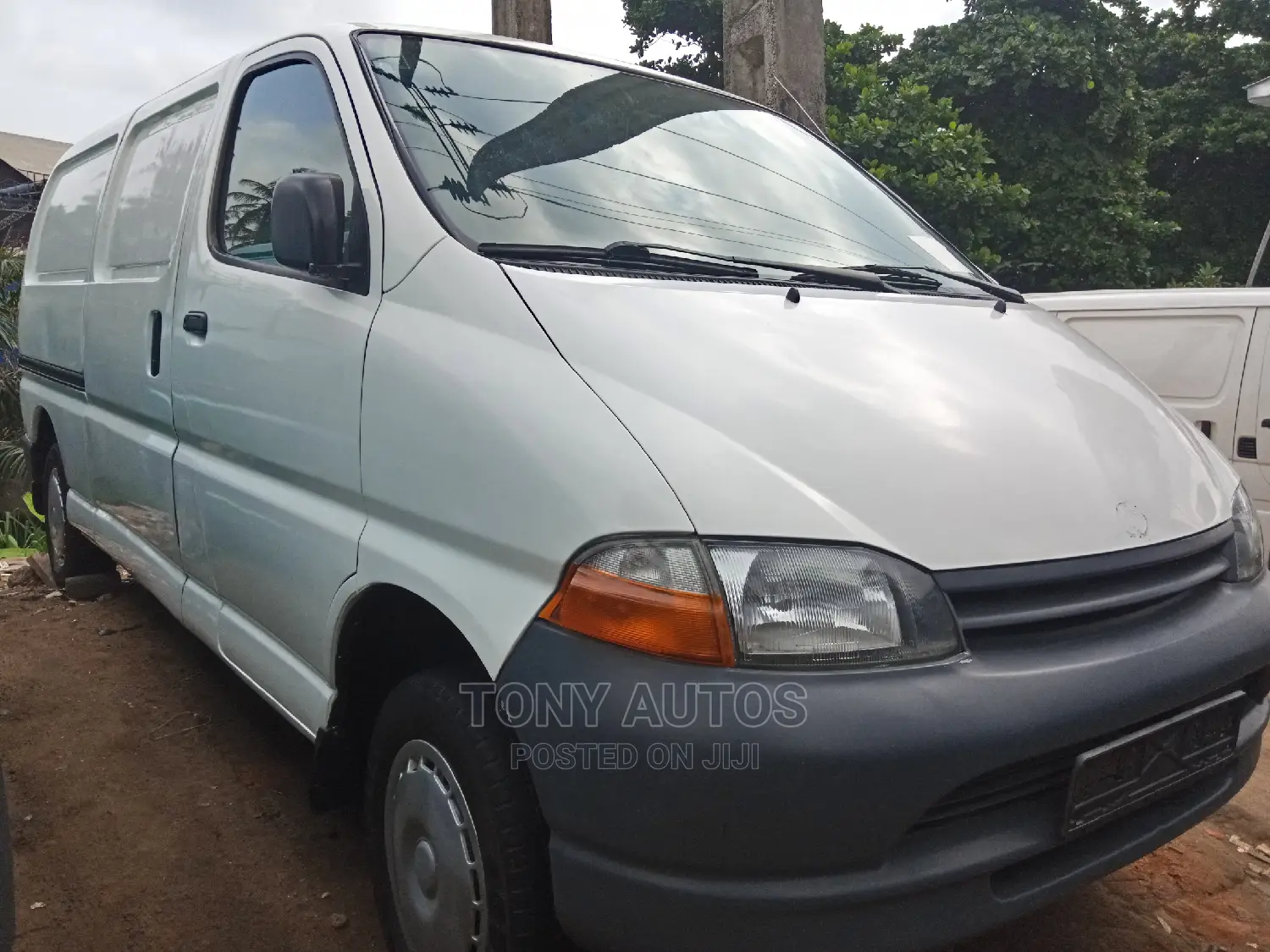 Toyota HiAce 2006