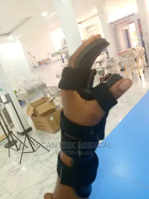 Finger Splint for Flexion Contractures