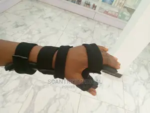 Soft Resting With Functional Hand Splint Finger Recovery