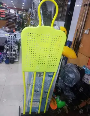 Training Free Kick Stand