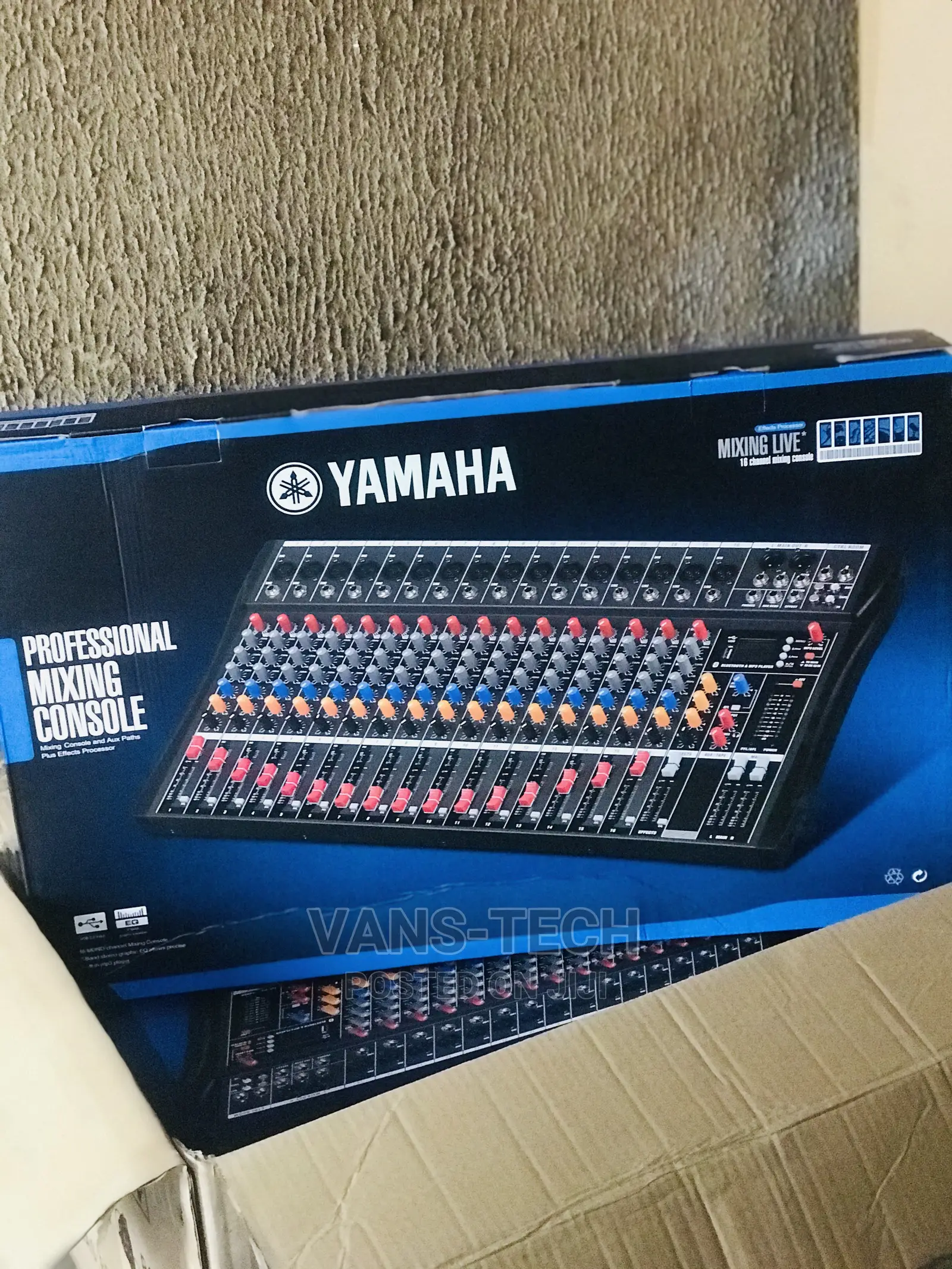16 Channels Mixer