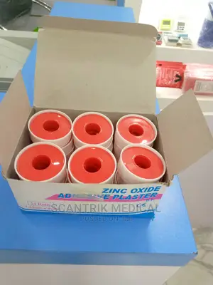 High Strong Stickiness Zinc Oxide Adhesive Plaster