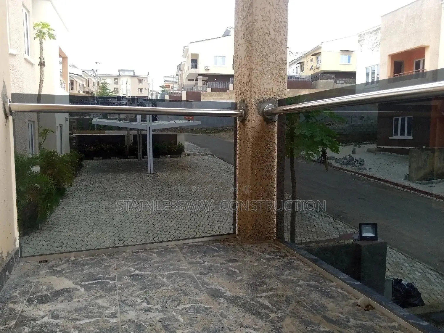 8mm Frameless Dark Grey Glass Work
