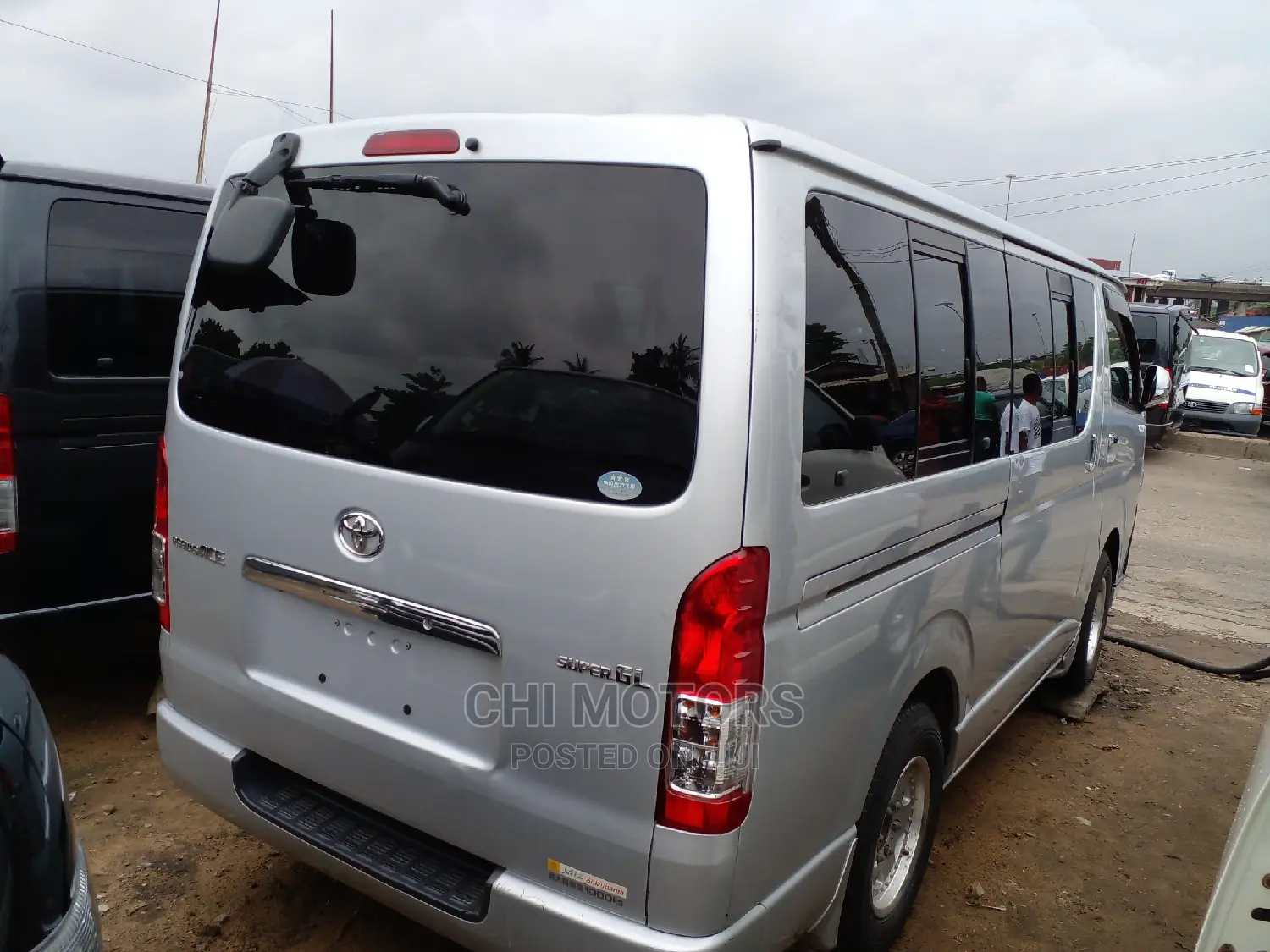 Toyota HiAce 2012 Silver