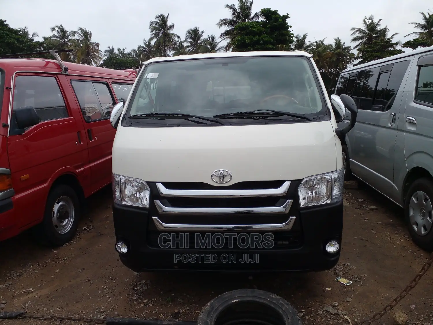 Toyota HiAce 2012 White