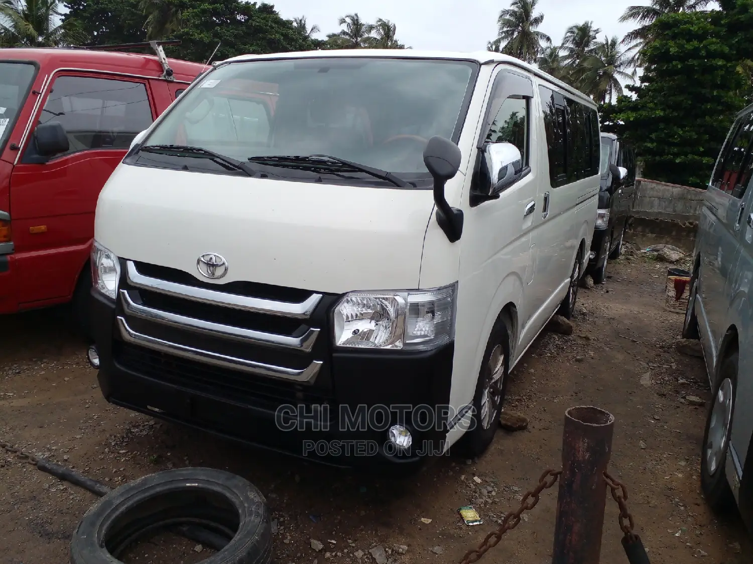 Toyota HiAce 2012 White