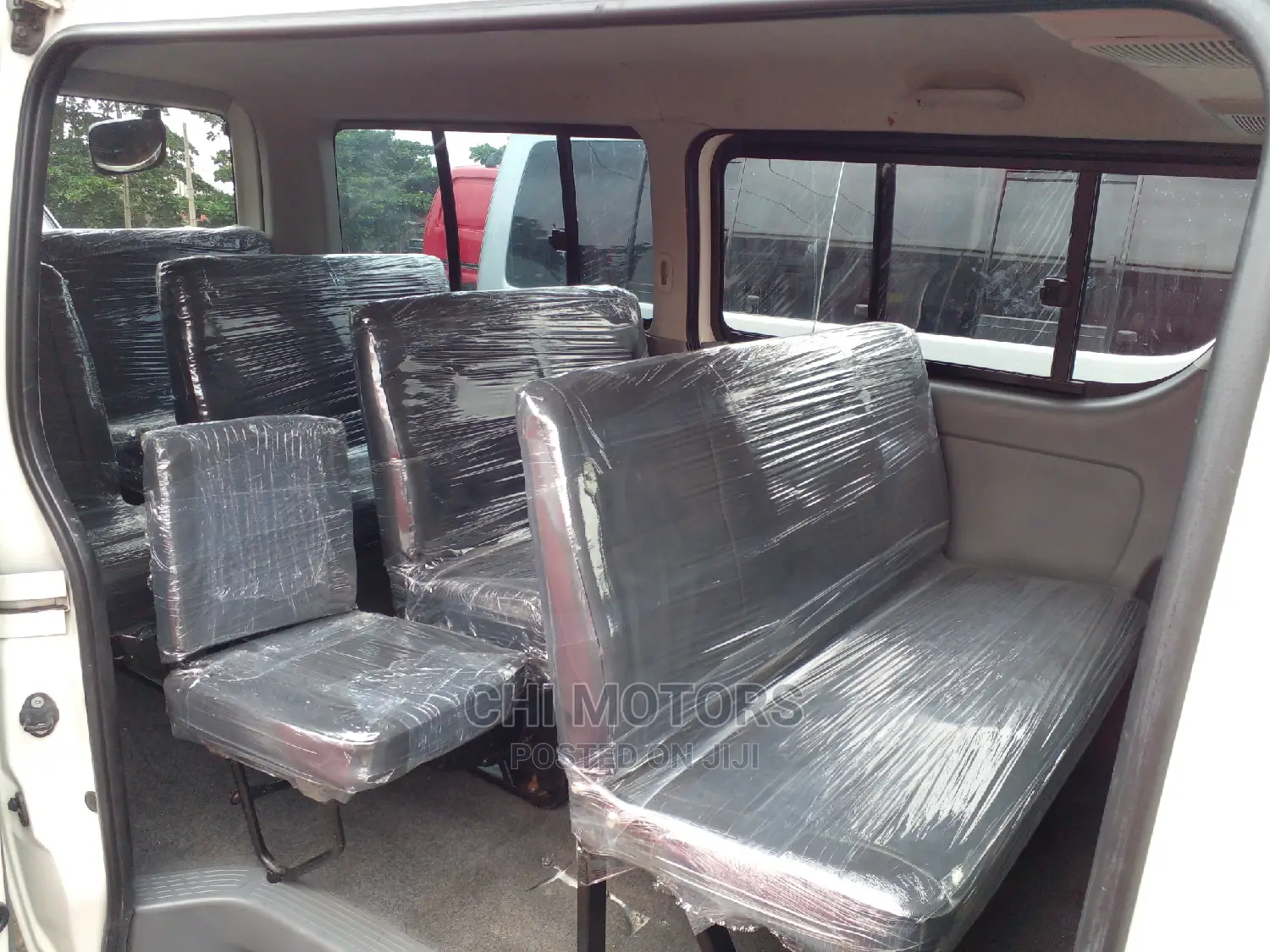 Toyota HiAce 2012 White