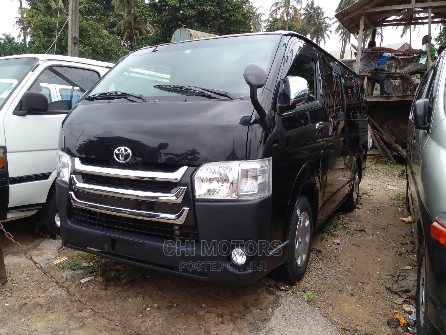 Toyota HiAce 2010 Black