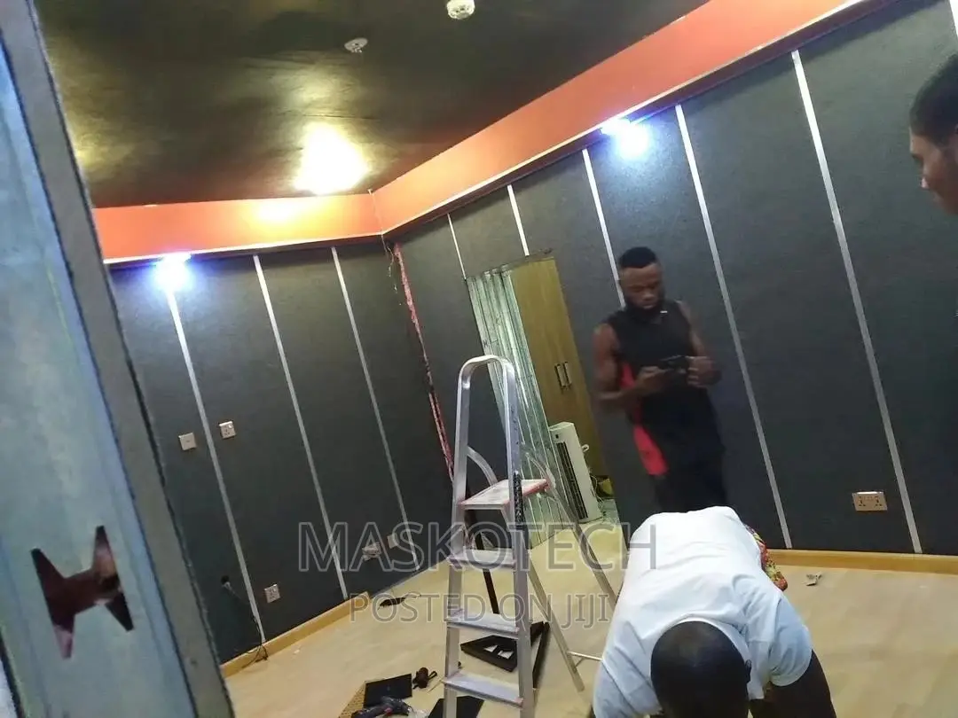 Soundproofing, Studio And Acoustics