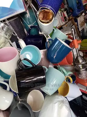Mugs in Cartons