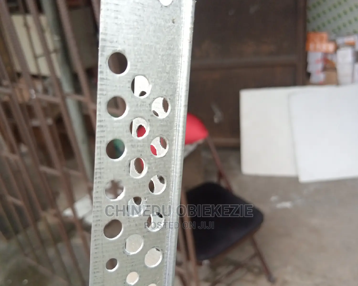 Cap Bead - Edge Trim - G Trim