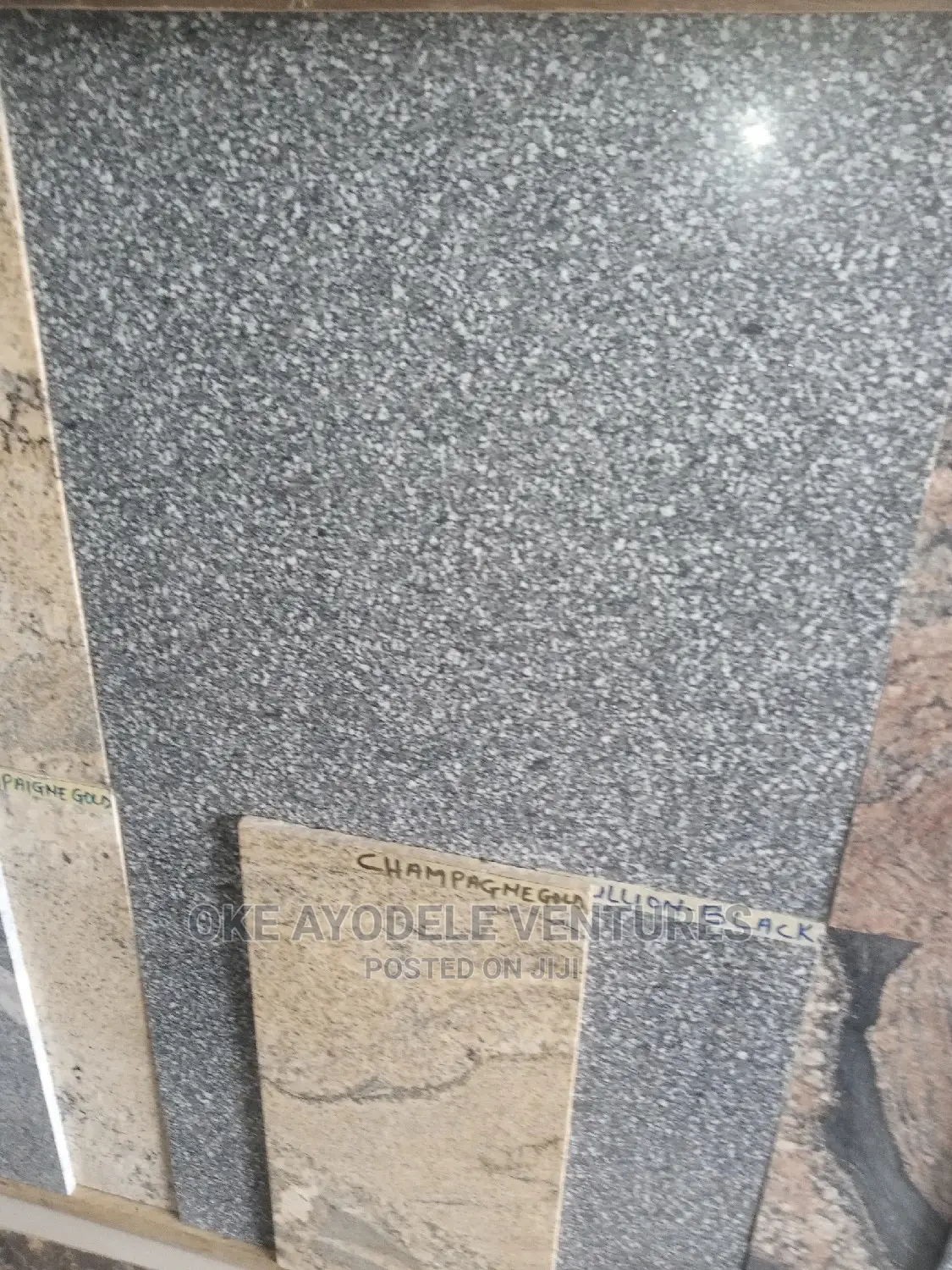 Whullion Black Granite.60/60