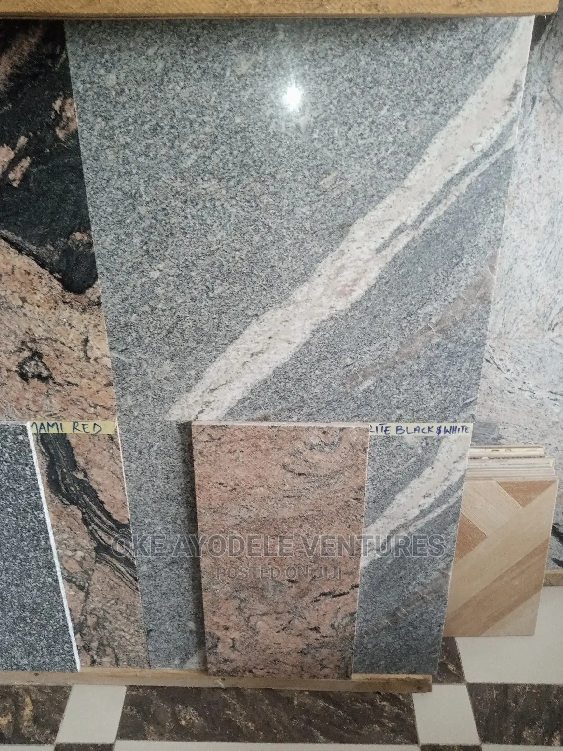 Dolarite Black and White Granite 60/60