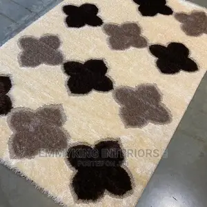 Quality Living Room Designed Super Soft Center Rug.
