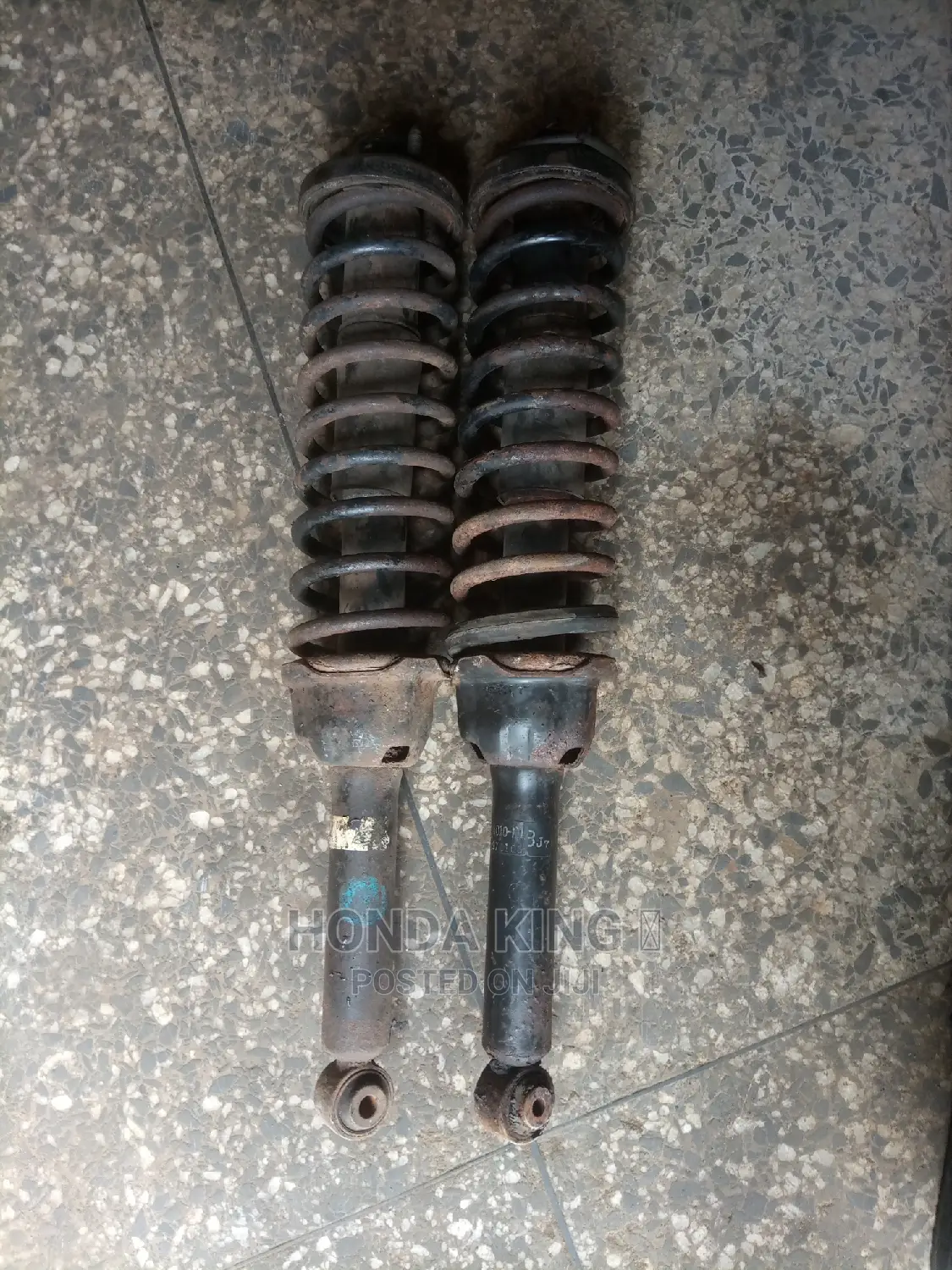 Complete Back Shocks CR-V 98/2000 Models