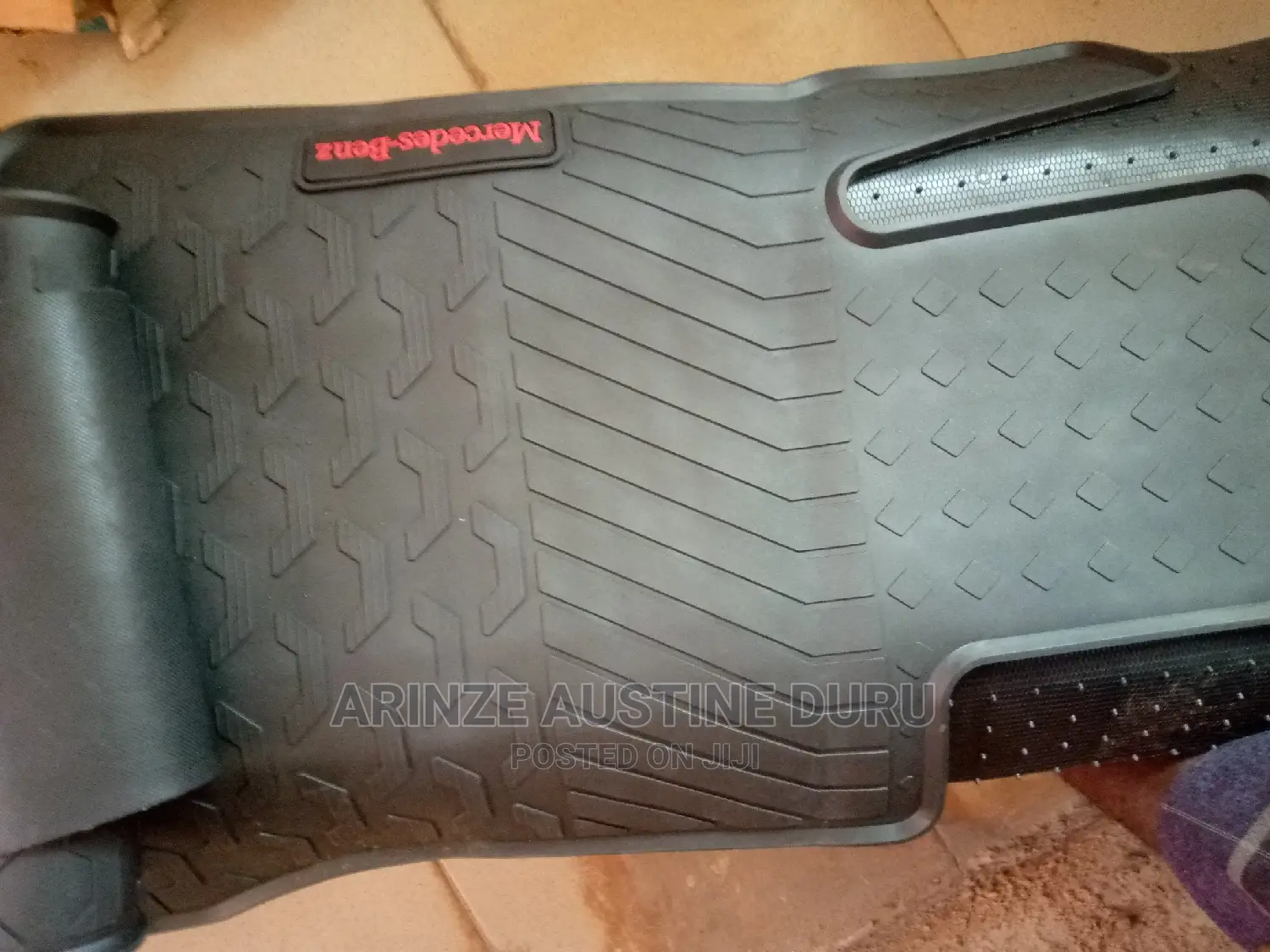 Benz Floot Mat