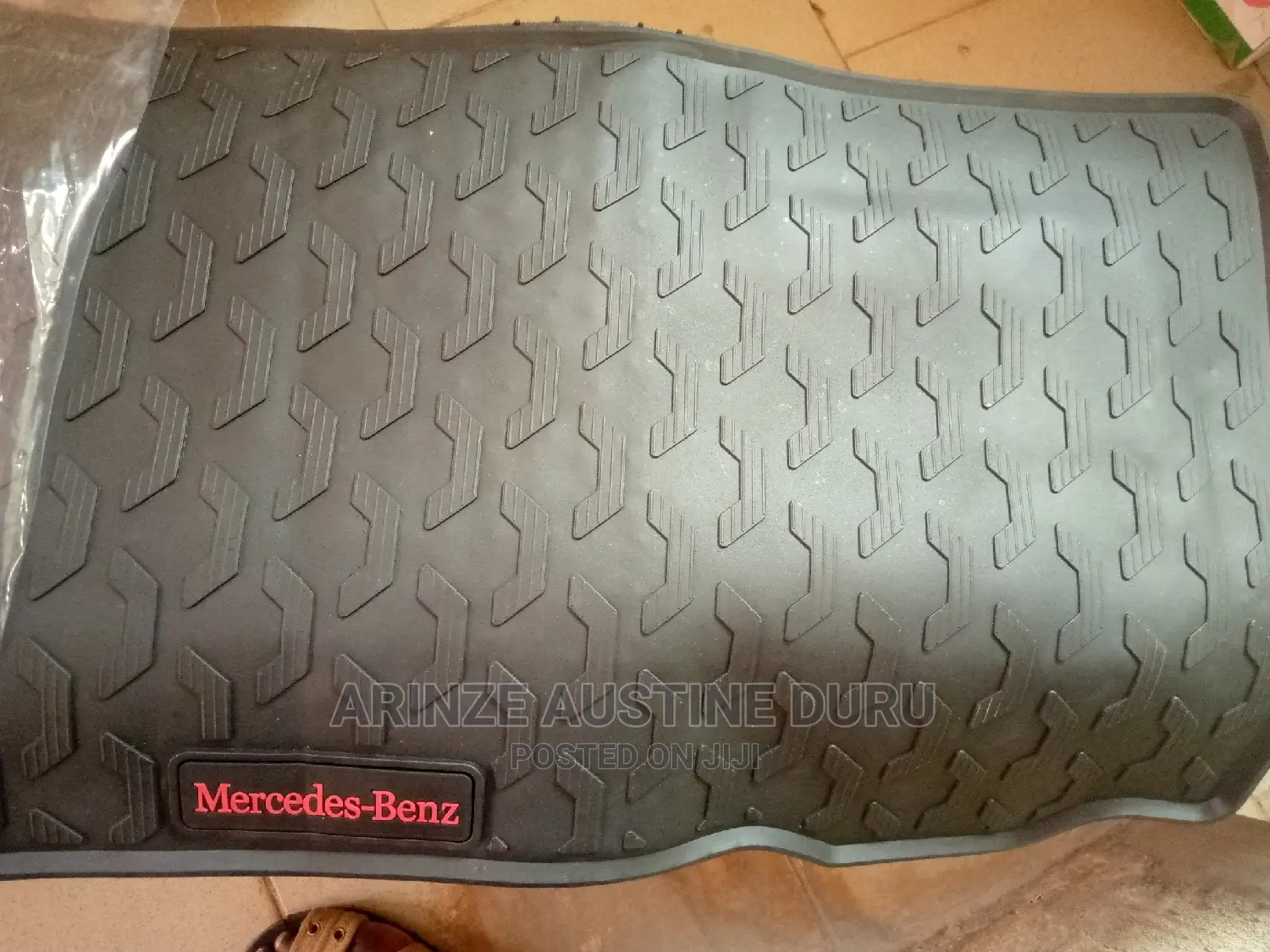 Benz Floot Mat