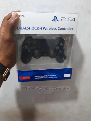 Brand New SONY Ps4 1tb With Extra Controller