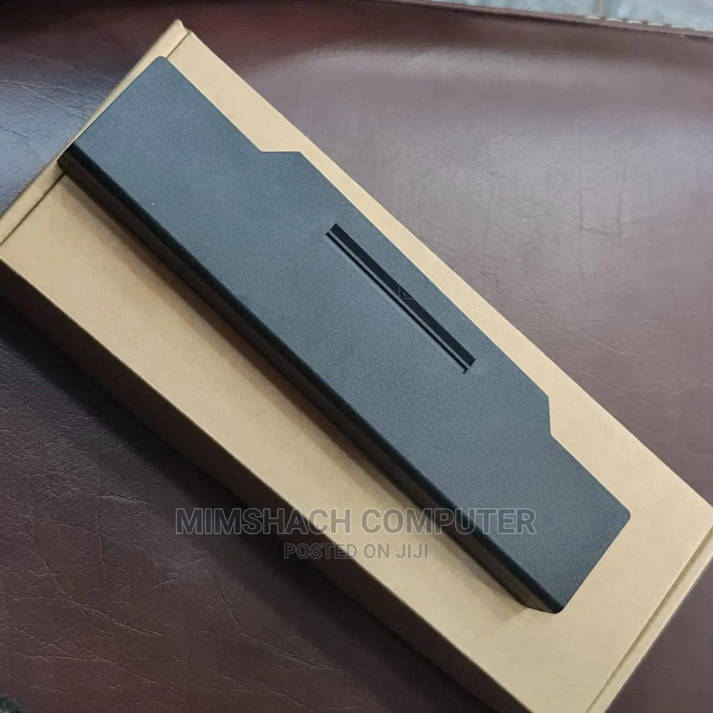 Zinox/Clevo W255CEW Barebones Notebook Battery(W130HUBAT)