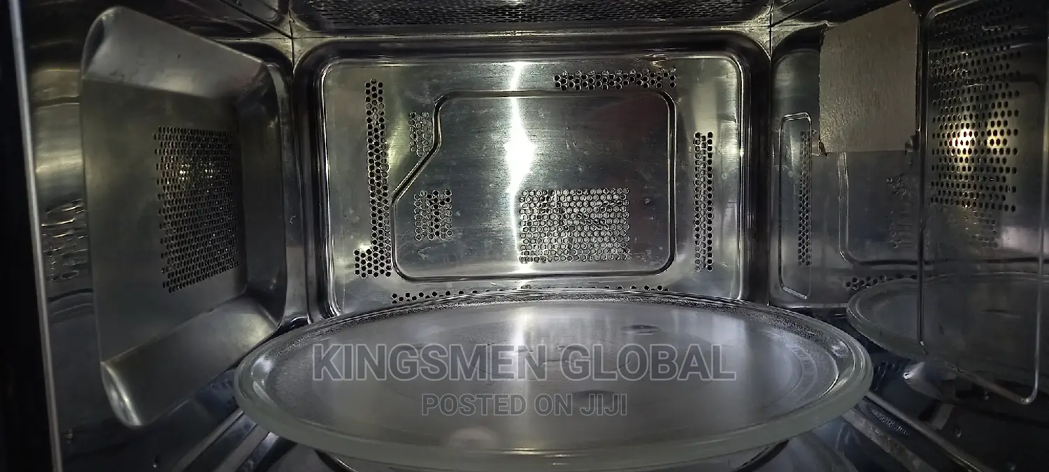 Scanfrost Microwave Oven With Grill and Convention