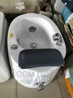 Automatic Pedicure Bowl With Leg Rest