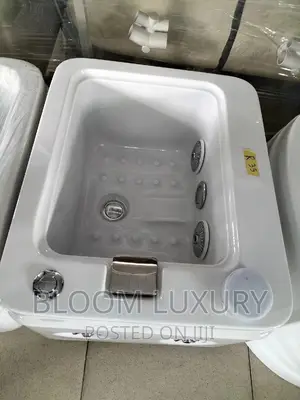 Pedicure Bowl With Message Jet