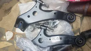 Lower Arm For Toyota Highlander 2008 - 2014 Lexus Rx350