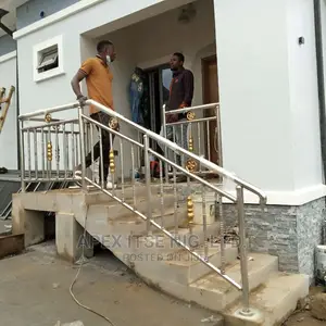 Stairs Bungalow Rails304